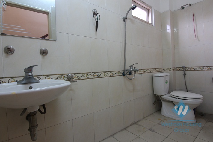 House for rent in Tay Ho with 05 bedrooms, 05 bathrooms.